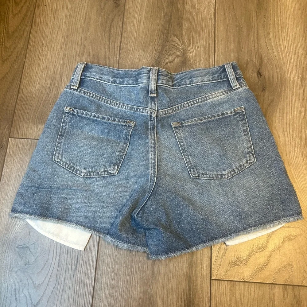 Old Navy Distressed Denim Shorts in Blue